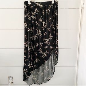 American Eagle Floral Skirt